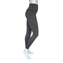 Load image into Gallery viewer, Lululemon | Women&#39;s Black/White Herringbone Pattern Leggings | Size: 4
