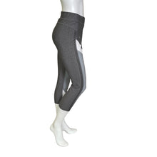 Load image into Gallery viewer, Under Armour | Women&#39;s Gray and White Cropped Leggings with Tags | Size: XL
