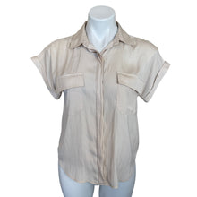 Load image into Gallery viewer, Evereve | Women&#39;s Cream Short Sleeved Button Down Blouse | Size: XS
