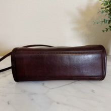 Load image into Gallery viewer, Coach | Women&#39;s Brown Vintage Leather 9983 Regina Crossbody Bag
