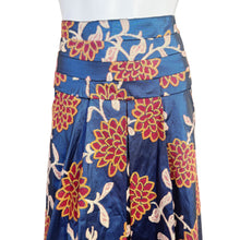 Load image into Gallery viewer, Robert Rodriguez | Women&#39;s Shimmer Blue and Red Embroidered Flower Flare Skirt | Size: 2
