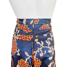 Load image into Gallery viewer, Robert Rodriguez | Women&#39;s Shimmer Blue and Red Embroidered Flower Flare Skirt | Size: 2
