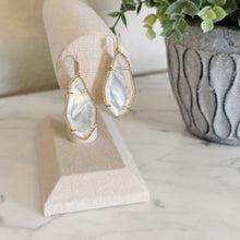 Load image into Gallery viewer, Kendra Scott | Women&#39;s Evelyn Crystal Dichoric and Gold Drop Earrings
