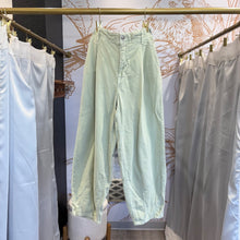 Load image into Gallery viewer, Anthropologie | Women&#39;s Light Green Pleat Crop Jeans | Size: 26
