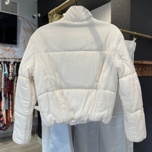 Load image into Gallery viewer, Cream Vince Vince | Women&#39;s Cream Puffer Bomber Jacket | Size: XS, XS
