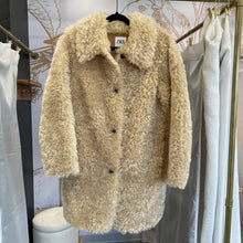 Load image into Gallery viewer, Zara | Women&#39;s Cream Faux Shearling Teddy Button Down Jacket | Size: S
