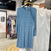 Load image into Gallery viewer, Matilda Jane | Women&#39;s Blue and White Floral Pattern Long Sleeve Dress | Size: S

