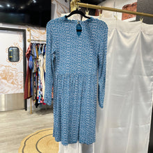 Load image into Gallery viewer, Matilda Jane | Women&#39;s Blue and White Floral Pattern Long Sleeve Dress | Size: S

