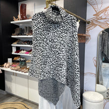 Load image into Gallery viewer, Ann Taylor | Women&#39;s White and Black Leopard Turtleneck Poncho | Size: XS/S
