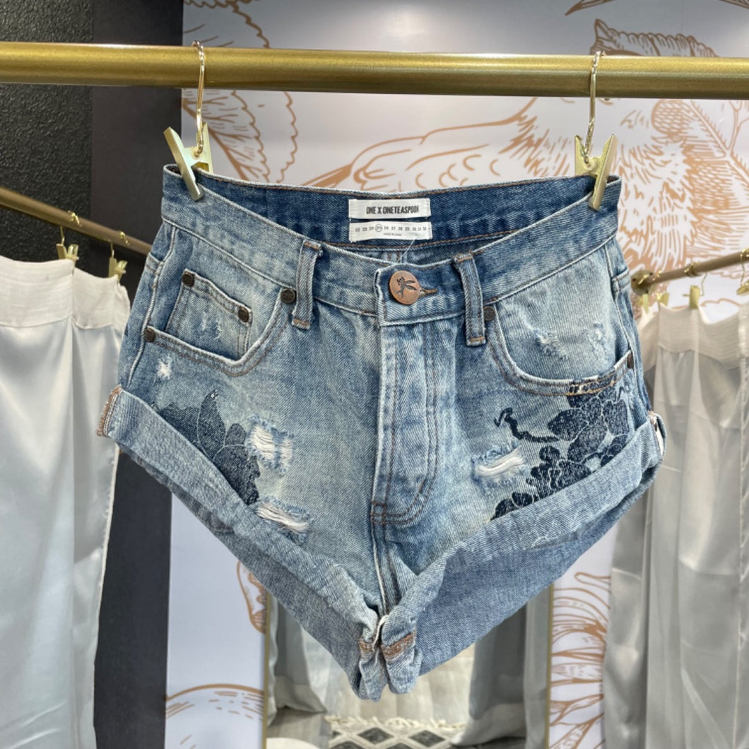 One Teaspoon | Women's Blue Patchwork Floral Print Cut Off Jean Shorts | Size: 25