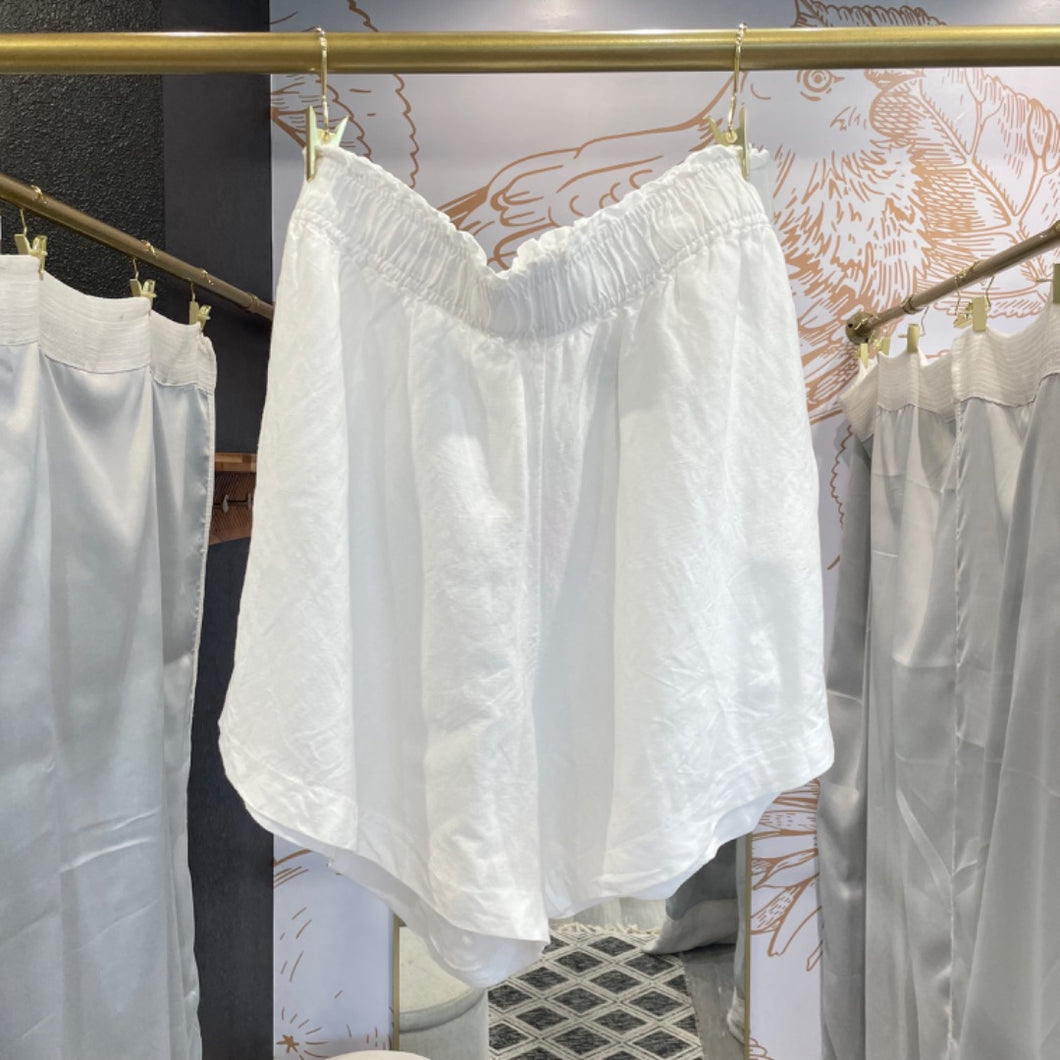 H&M | Women's White Linen Paperbag Waist Shorts | Size: XL
