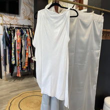 Load image into Gallery viewer, Zara | Women&#39;s White Linen Blend Cover Up | Size: S
