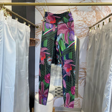 Load image into Gallery viewer, Nike | Women&#39;s Colorful Print Leggings | Size: S
