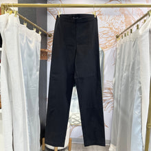 Load image into Gallery viewer, Franne Golde | Women&#39;s Black All Season Slim Pant | Size: 10
