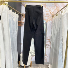 Load image into Gallery viewer, Franne Golde | Women&#39;s Black All Season Slim Pant | Size: 10
