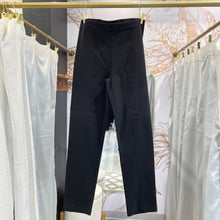 Load image into Gallery viewer, Franne Golde | Women&#39;s Black Classic Fit 28 Pant | Size: 10
