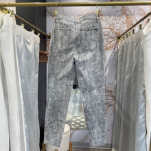 Load image into Gallery viewer, White House Black Market | Women&#39;s Gray Snakeskin Print Pants | Size: 10L
