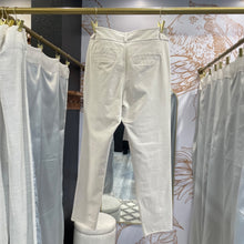 Load image into Gallery viewer, Frank &amp; Eileen | Women&#39;s Cream Pull On Casual Pants | Size: M
