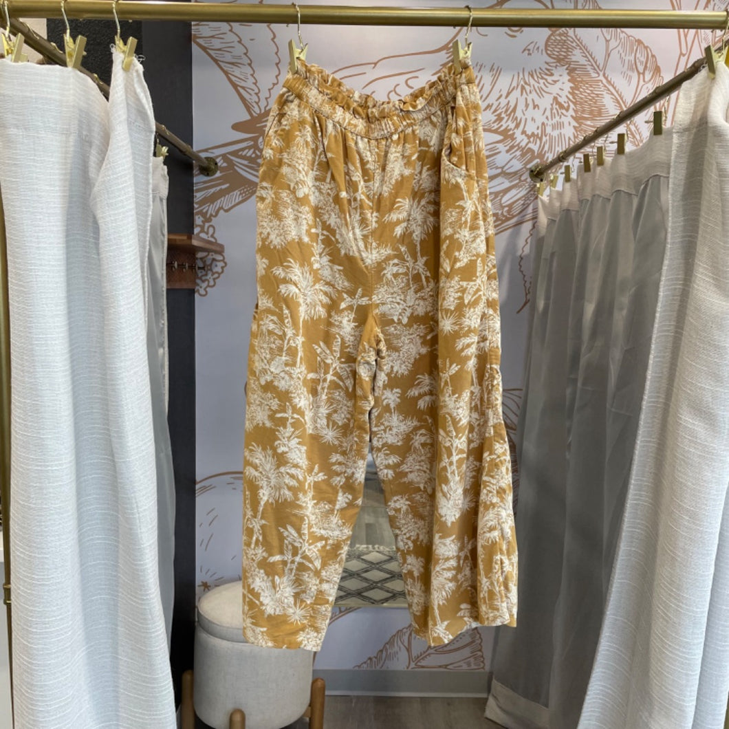 American Eagle | Women's Gold and Cream Paperbag Waist Wide Leg Crop Pants | Size: L