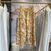 Load image into Gallery viewer, American Eagle | Women&#39;s Gold and Cream Paperbag Waist Wide Leg Crop Pants | Size: L
