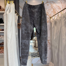 Load image into Gallery viewer, Lululemon | Men&#39;s Astral Graphite Gray City Sweat Jogger French Terry 29&quot; | Size: S
