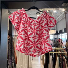 Load image into Gallery viewer, Skies Are Blue | Women&#39;s White and Pink Floral Print Crop Top | Size: S
