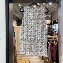 Load image into Gallery viewer, Daniel Rainn | Women&#39;s White Floral Print Sleeveless Blouse | Size: M
