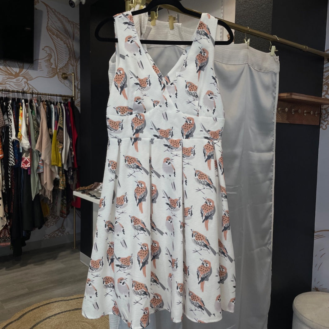 Moon | Women's White Bird Print Flare Dress | Size: L
