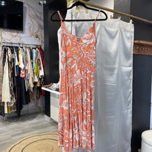 Load image into Gallery viewer, Wild Fable | Women&#39;s Orange and White Floral Print Midi Dress | Size: M
