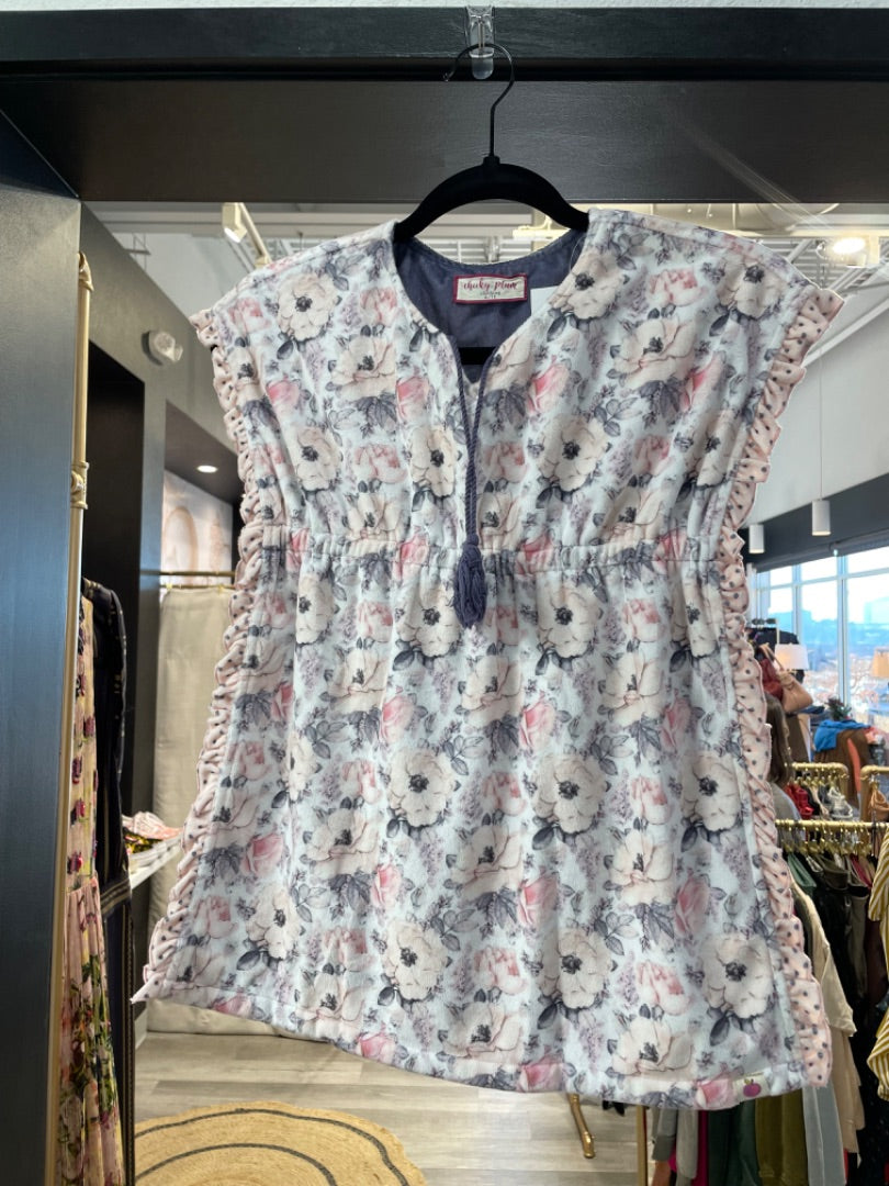 Chucky Plum | Girl's White and Light Pink Floral Print Soft Poncho Top | Size: 6-7Y