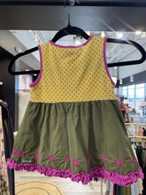 Load image into Gallery viewer, Matilda Jane | Girl&#39;s Yellow and Green Ruffle Bottom Sleeveless Top | Size: 6Y
