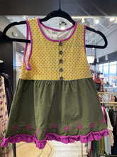 Load image into Gallery viewer, Matilda Jane | Girl&#39;s Yellow and Green Ruffle Bottom Sleeveless Top | Size: 10Y
