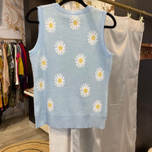 Load image into Gallery viewer, Women&#39;s Blue Flower Print Knit Sweater Vest | Size: S
