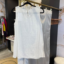 Load image into Gallery viewer, Soft Surroundings | Women&#39;s Cream and Bead Sleeveless Top | Size: S
