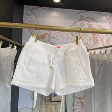 Load image into Gallery viewer, Lilly Pulitzer | Women's White Lasercut Drawstring Shorts | Size: XS
