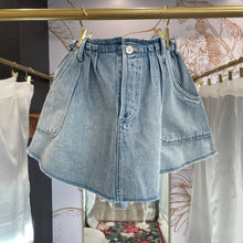 Load image into Gallery viewer, Anthropologie | Women's Pilcro Blue Denim Circle Mini Skirt | Size: XS
