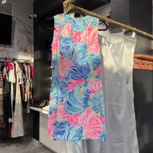 Load image into Gallery viewer, Lilly Pulitzer | Women's Light Blue and Pink Cap Sleeve Dress | Size: XS
