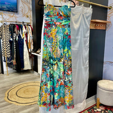 Load image into Gallery viewer, Lucidez | Women's Tropical Print Sleeveless Dress | Size: S
