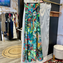 Load image into Gallery viewer, Lucidez | Women's Tropical Print Sleeveless Dress | Size: S
