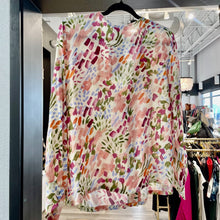 Load image into Gallery viewer, ee:some | Women's Pink and Green Pattern Button Down Top | Size: L
