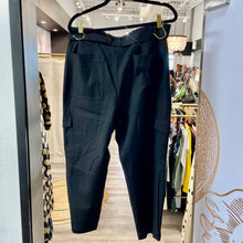 Load image into Gallery viewer, Banana Republic | Women's Black Cargo Belted Pants | Size: 12
