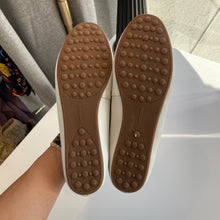 Load image into Gallery viewer, Lands' End | Women's White Loafers | Size: 9.5
