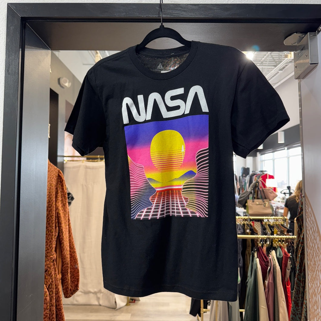 NASA | Women's Black NASA Graphic Short Sleeve Tee | Size: L