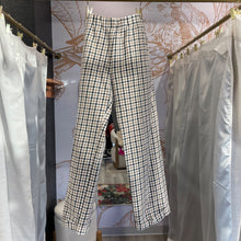 Load image into Gallery viewer, Momoni | Women's Blue and Tan Plaid Pull On Pants | Size: 4
