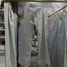 Load image into Gallery viewer, 7 For All Mankind | Women's Gray Flare Bottom Jeans | Size: 29
