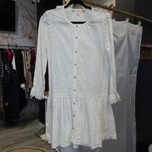Load image into Gallery viewer, Chelsea &amp; Violet | Women's White Lace Button Up Dress | Size: S
