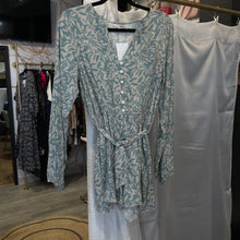 Load image into Gallery viewer, Amuse Society | Women's Blue and Cream Floral Romper | Size: S
