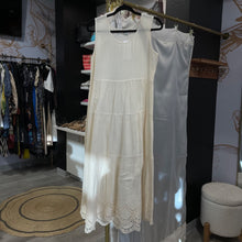 Load image into Gallery viewer, Sundance | Women's Cream Sleeveless Lace Trim Maxi Dress | Size: M
