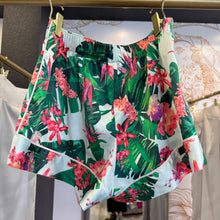 Load image into Gallery viewer, Victoria's Secret | Women's Green Floral Pajama Set | Size: XS
