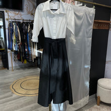 Load image into Gallery viewer, Teri John | Women's Black and White Formal Dress | Size: 14
